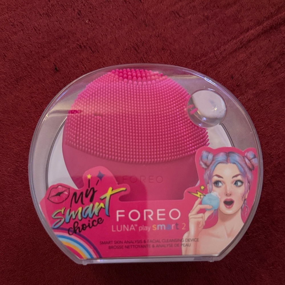 FOREO Luna Play Smart 2 - Cherry Up. New in box.